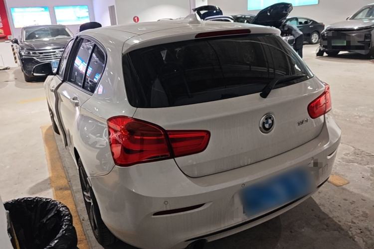 Used BMW 1 Series 2018 118i Sport Design Package Rear Left 45 Deg