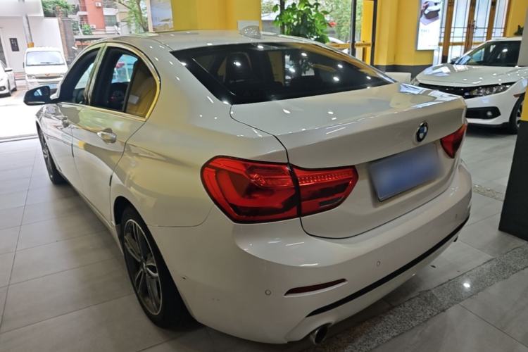 Used BMW 1 Series 2018 118i Sport Edition Rear Left 45 Deg