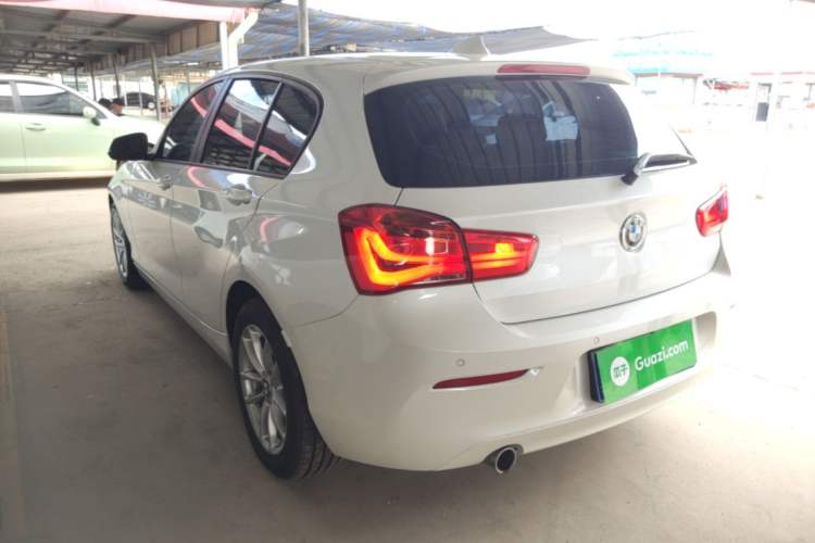 Used BMW 1 Series 2018 118i Leading Model Rear Left 45 Deg