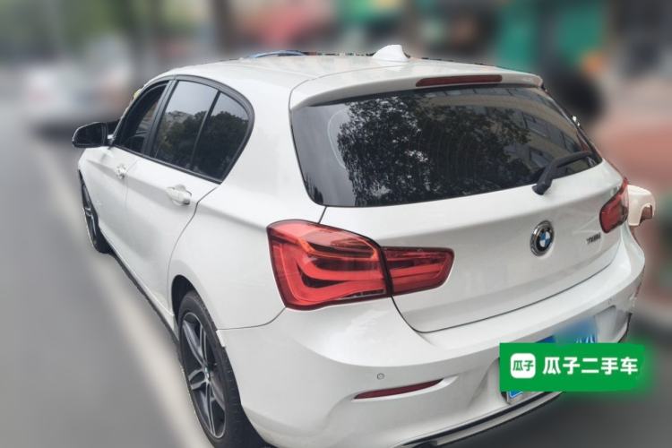 Used BMW 1 Series 2018 118i Sport Design Package Rear Left 45 Deg