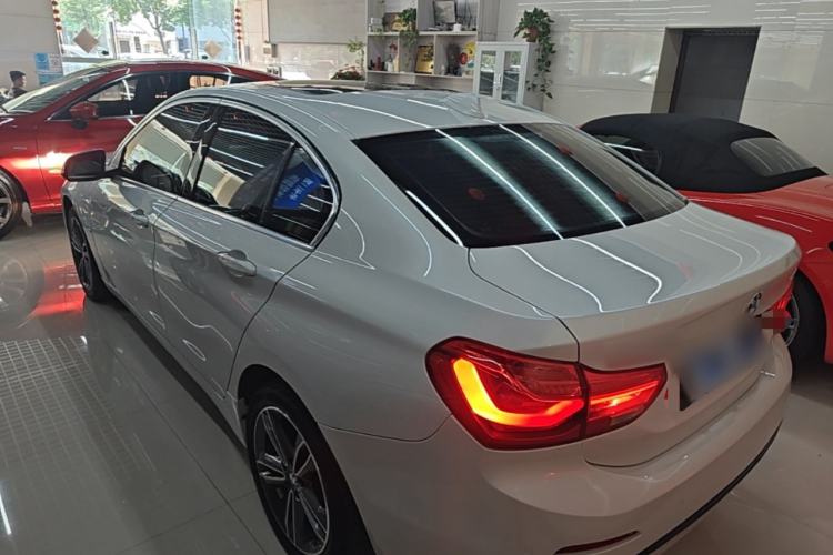 Used BMW 1 Series 2018 118i Sport Edition Rear Left 45 Deg