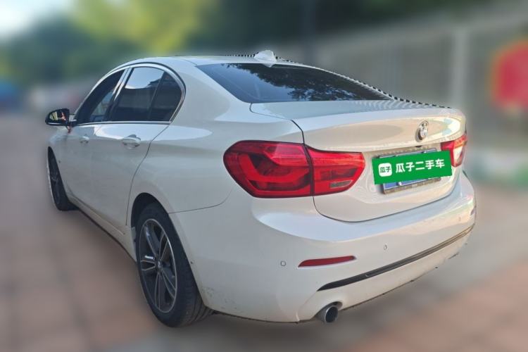 Used BMW 1 Series 2018 118i Sport Edition Rear Left 45 Deg