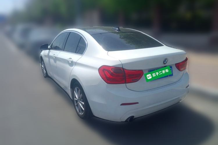 Used BMW 1 Series 2018 118i Fashion Model Rear Left 45 Deg