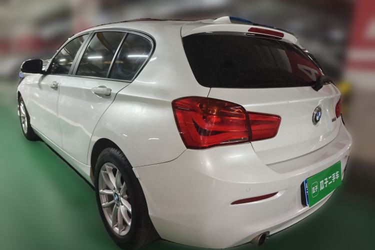 Used BMW 1 Series 2018 118i Leading Model Rear Left 45 Deg