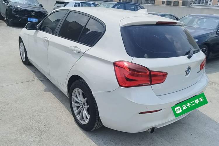 Used BMW 1 Series 2018 118i Leading Model Rear Left 45 Deg