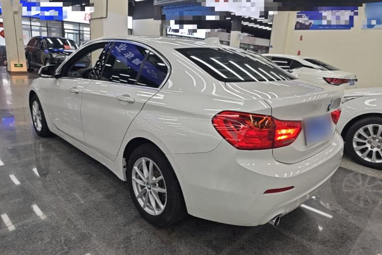 Used BMW 1 Series 2018 118i Fashion Model Rear Left 45 Deg