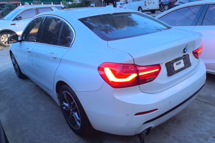 Used BMW 1 Series 2018 118i Sport Edition Rear Left 45 Deg