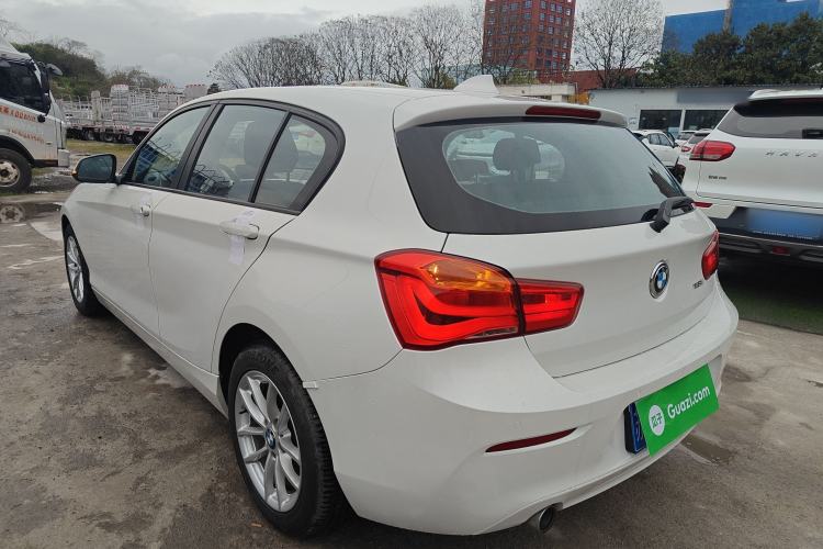 Used BMW 1 Series 2018 118i Leading Model Rear Left 45 Deg