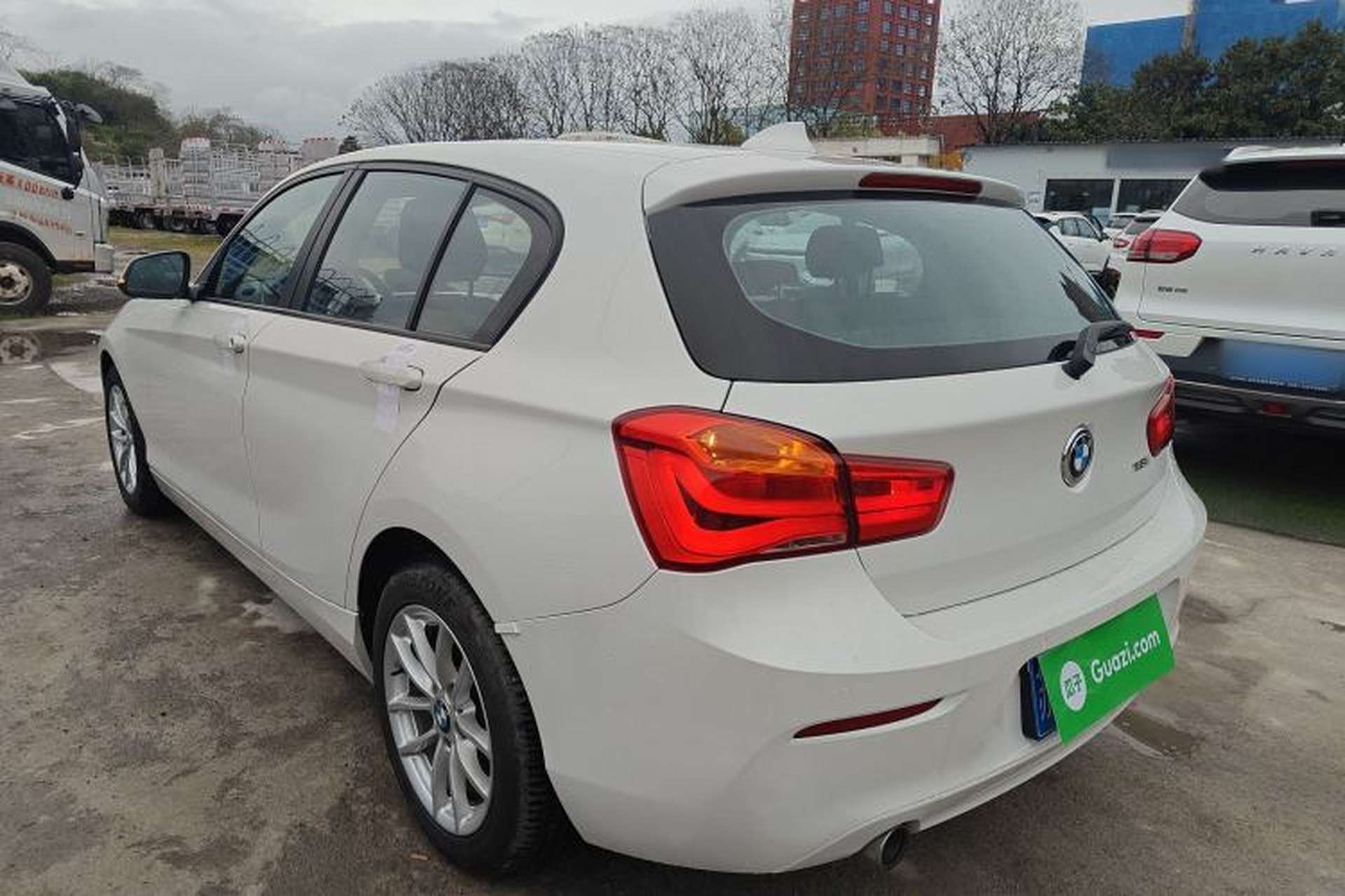 Used BMW 1 Series 2018 118i Leading Model Rear Left 45 Deg