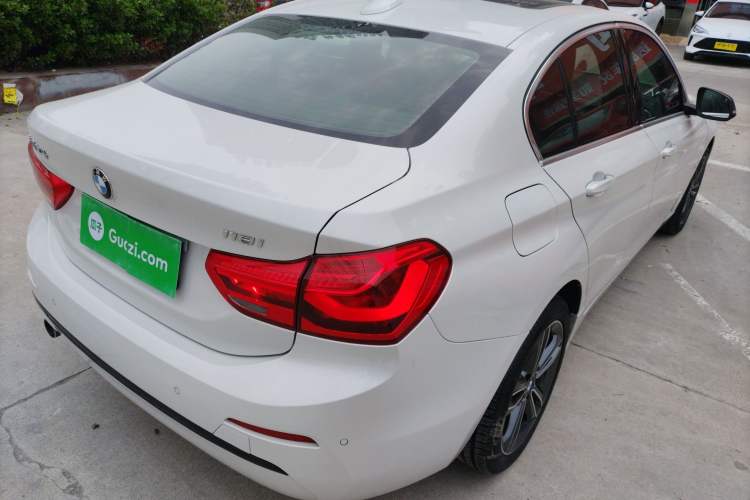 Used BMW 1 Series 2018 118i Sport Edition Rear Right 45 Deg