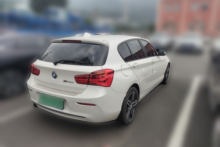 Used BMW 1 Series 2018 118i Sport Design Package Rear Right 45 Deg