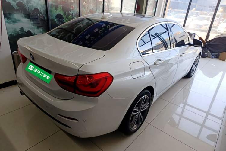 Used BMW 1 Series 2018 118i Sport Edition Rear Right 45 Deg