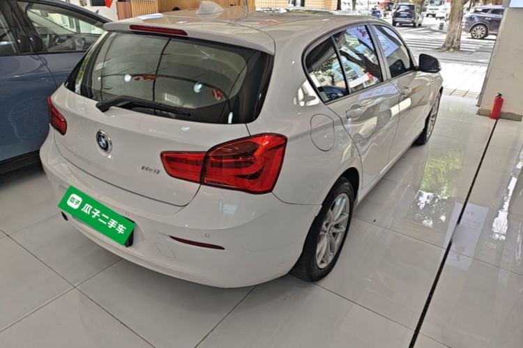 Used BMW 1 Series 2018 118i Leading Model Rear Right 45 Deg