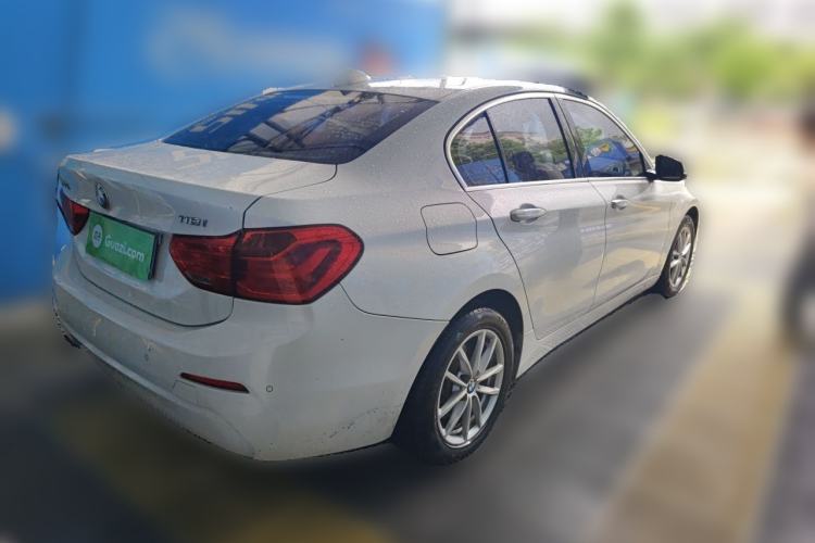 Used BMW 1 Series 2018 118i Fashion Model Rear Right 45 Deg
