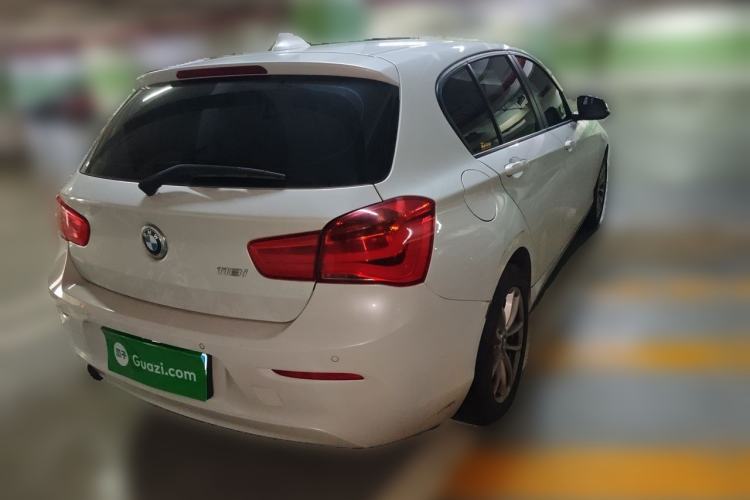 Used BMW 1 Series 2018 118i Leading Model Rear Right 45 Deg