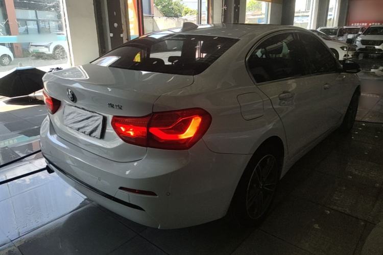 Used BMW 1 Series 2018 118i Sport Edition Rear Right 45 Deg