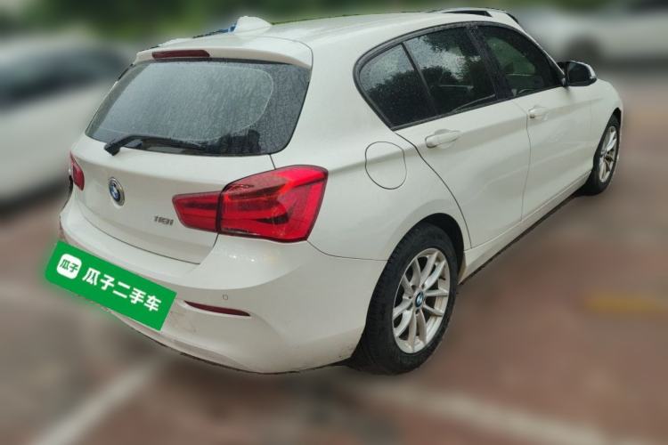 Used BMW 1 Series 2018 118i Leading Model Rear Right 45 Deg