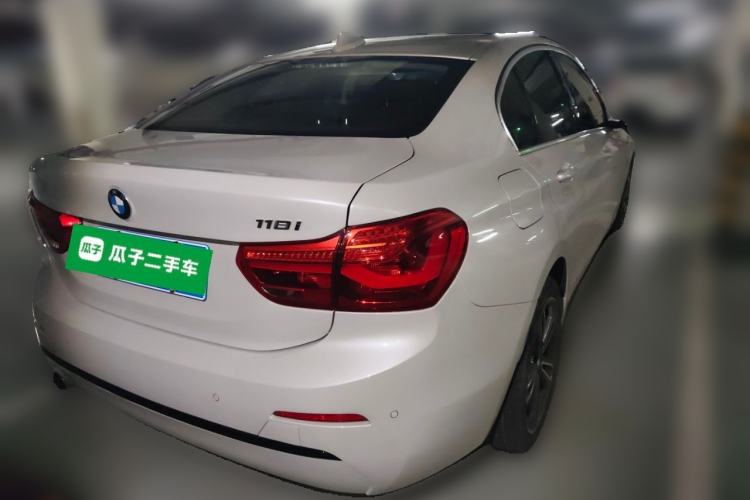 Used BMW 1 Series 2018 118i Sport Edition Rear Right 45 Deg