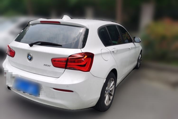 Used BMW 1 Series 2018 118i Leading Model Rear Right 45 Deg