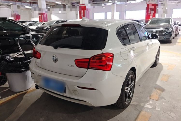 Used BMW 1 Series 2018 118i Sport Design Package Rear Right 45 Deg