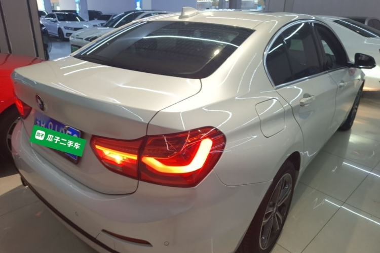 Used BMW 1 Series 2018 118i Sport Edition Rear Right 45 Deg