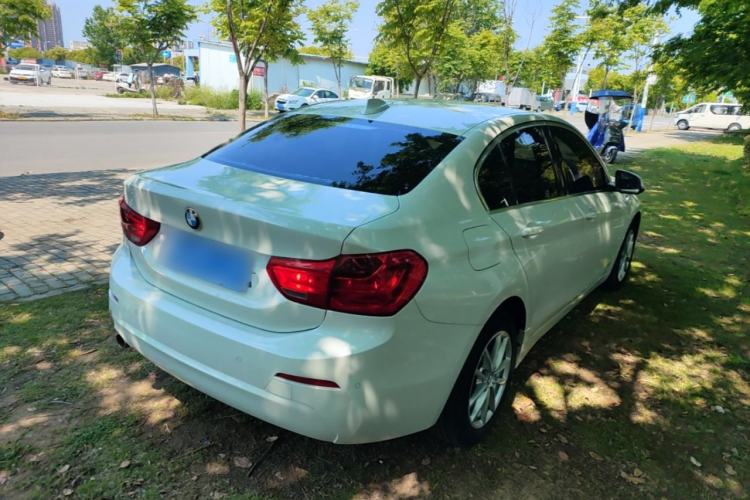 Used BMW 1 Series 2018 118i Fashion Model Rear Right 45 Deg
