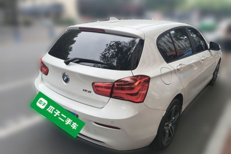 Used BMW 1 Series 2018 118i Sport Design Package Rear Right 45 Deg