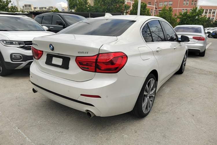 Used BMW 1 Series 2018 120i Design Package Model Rear Right 45 Deg