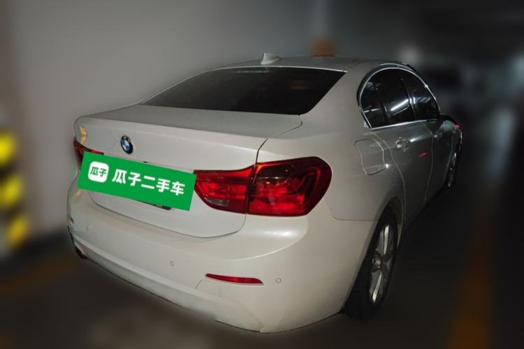 Used BMW 1 Series 2018 Revised 118i Fashion Edition Rear Right 45 Deg