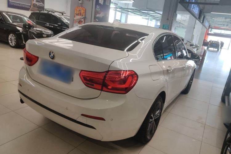 Used BMW 1 Series 2018 118i Sport Edition Rear Right 45 Deg