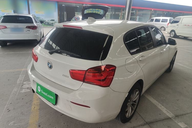 Used BMW 1 Series 2018 118i Leading Model Rear Right 45 Deg