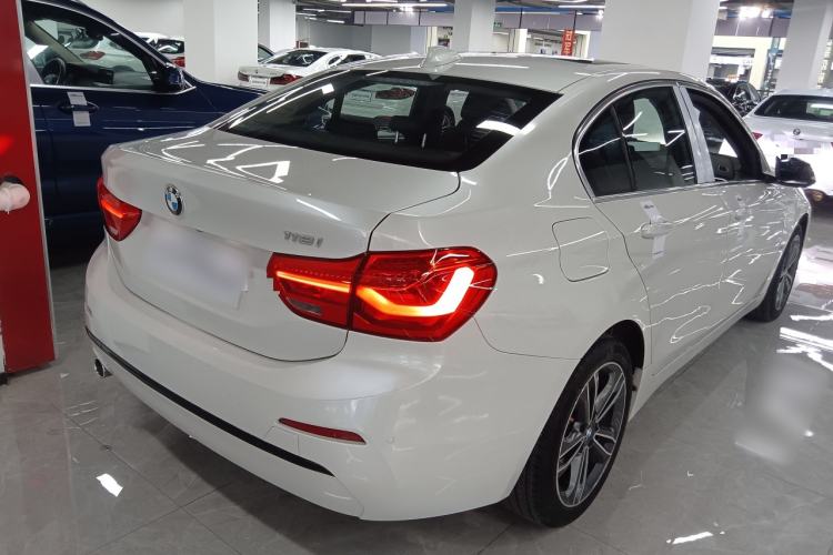 Used BMW 1 Series 2018 118i Sport Edition Rear Right 45 Deg