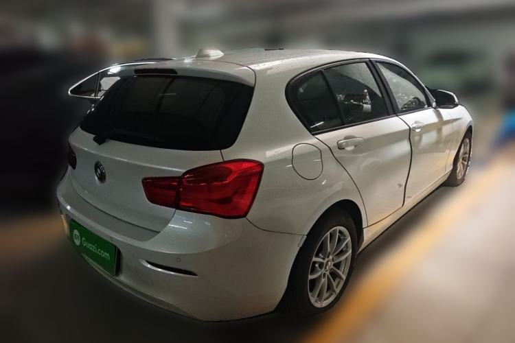 Used BMW 1 Series 2018 118i Leading Model Rear Right 45 Deg