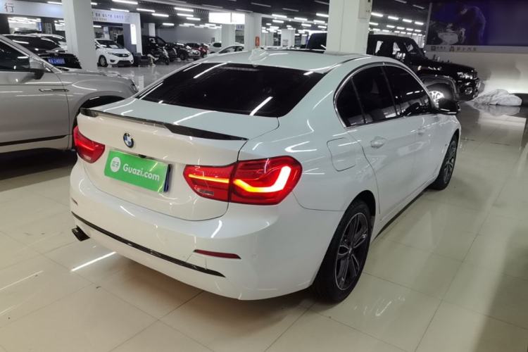 Used BMW 1 Series 2018 118i Sport Edition Rear Right 45 Deg