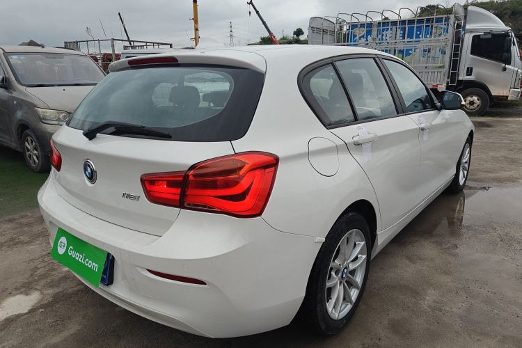 Used BMW 1 Series 2018 118i Leading Model Rear Right 45 Deg