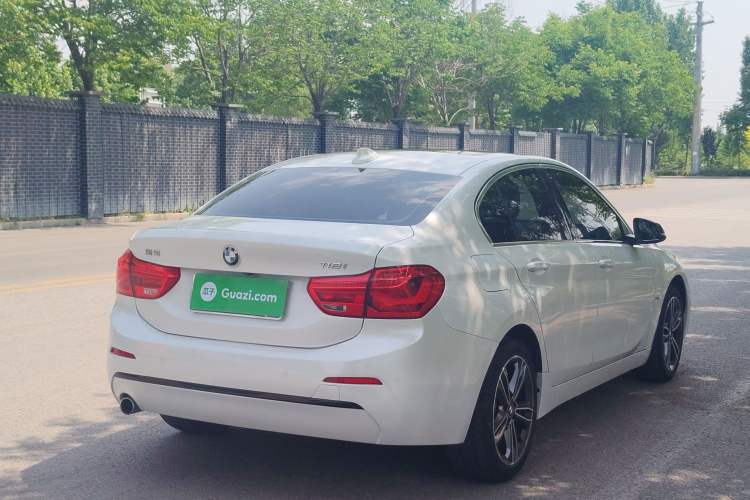 Used BMW 1 Series 2018 118i Sport Edition Rear Right 45 Deg