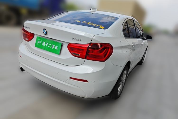 Used BMW 1 Series 2018 118i Fashion Model Rear Right 45 Deg
