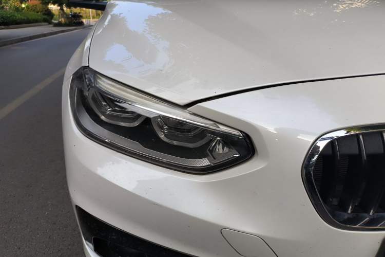 Used BMW 1 Series 2018 118i Sport Edition Right Front Headlight