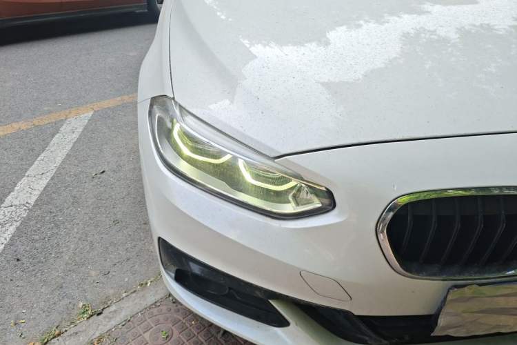 Used BMW 1 Series 2018 118i Sport Edition Right Front Headlight