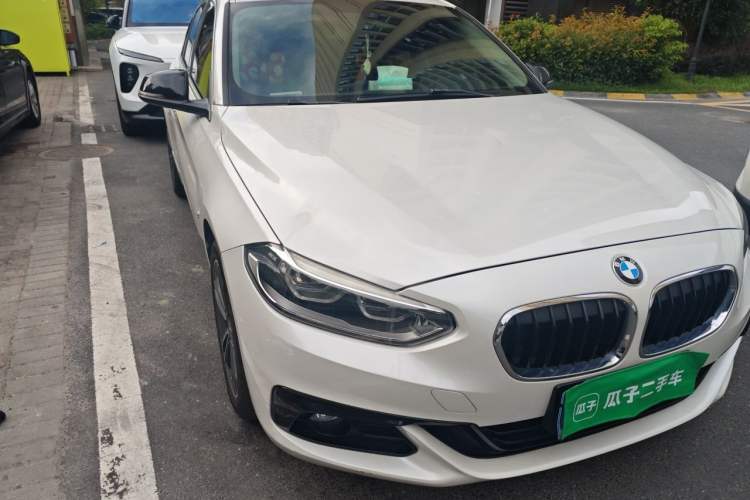 Used BMW 1 Series 2018 118i Sport Edition Right Front Headlight