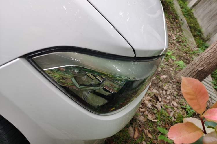 Used BMW 1 Series 2018 118i Leading Model Right Front Headlight