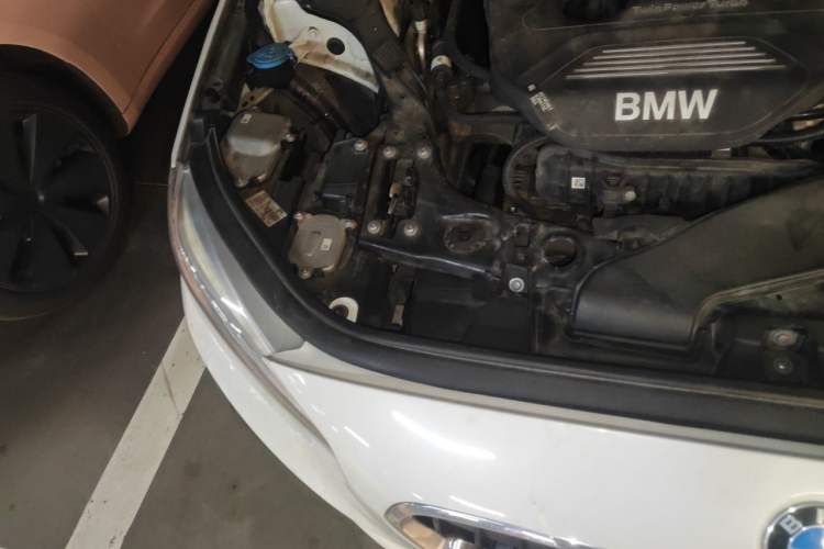 Used BMW 1 Series 2018 118i Sport Edition Right Front Headlight