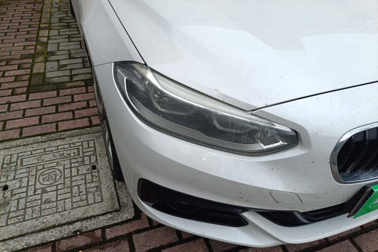 Used BMW 1 Series 2018 Restyled 120i Design Package Edition Right Front Headlight
