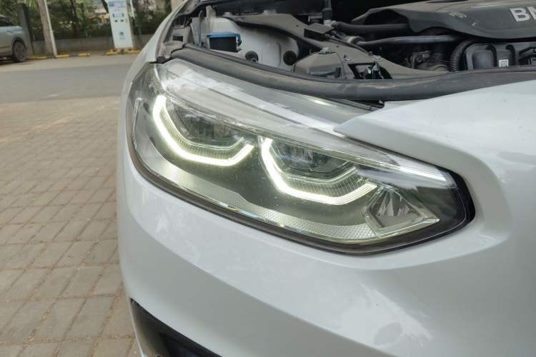 Used BMW 1 Series 2018 118i Sport Edition Right Front Headlight
