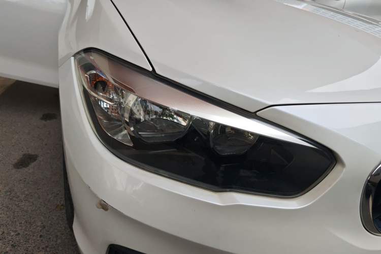 Used BMW 1 Series 2018 118i Leading Model Right Front Headlight