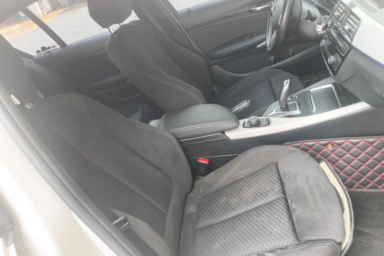 Used BMW 1 Series 2018 120i M Sport Package Right Front Seat