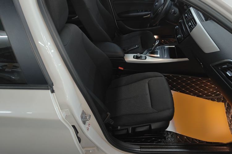 Used BMW 1 Series 2018 118i Leading Model Right Front Seat