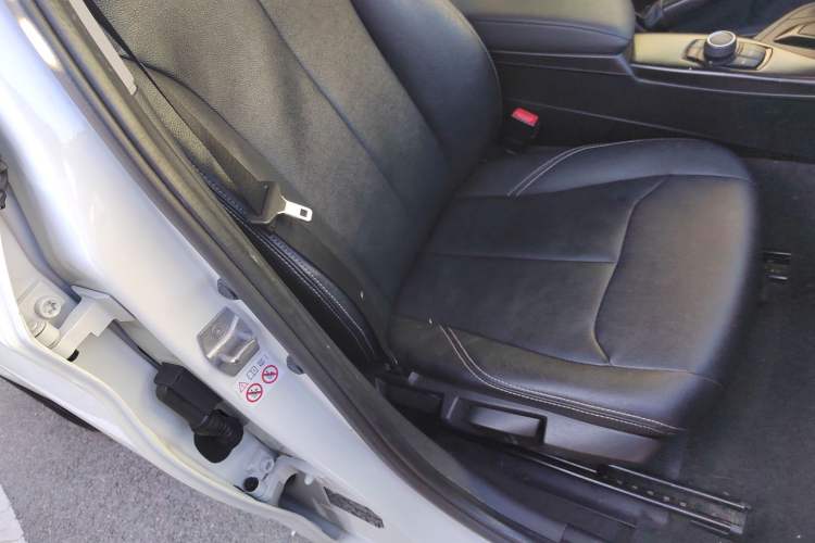 Used BMW 1 Series 2018 118i Leading Model Right Front Seat