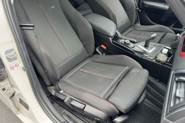 Used BMW 1 Series 2018 118i Sport Design Package Right Front Seat
