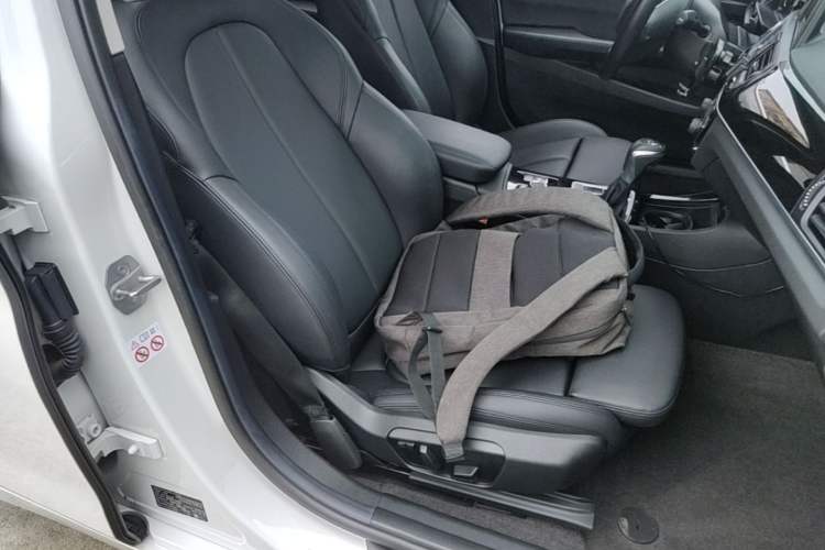 Used BMW 1 Series 2018 Facelifted 118i Sport Edition Right Front Seat